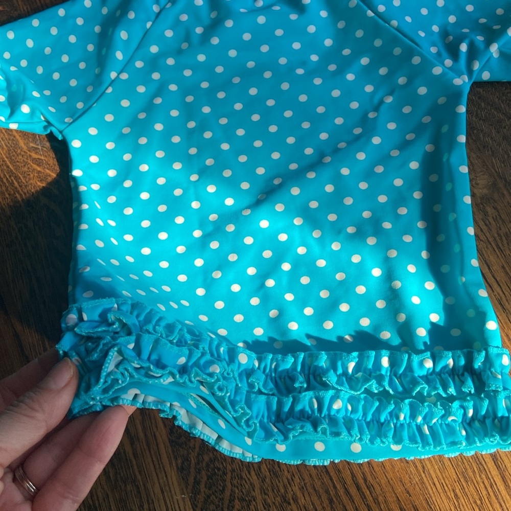Ruffle butts 2 piece Rash guard polka dots - Picture 12 of 12